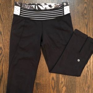 Lululemon Gather and Grow crop